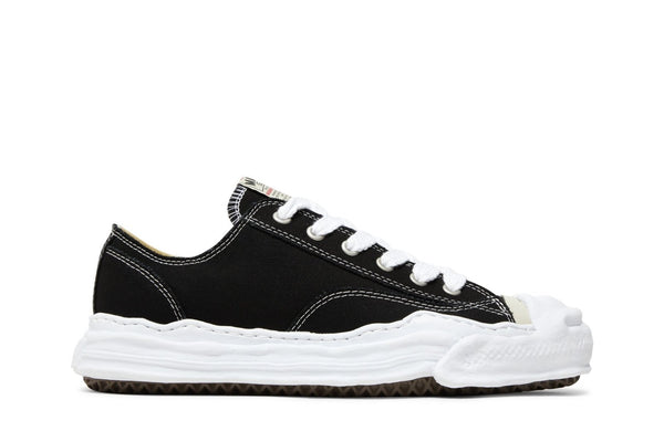 Maison Mihara Maison Mihara Yasuhiro Hank OG Sole Canvas Low tênis em preto original na LK Sneakers