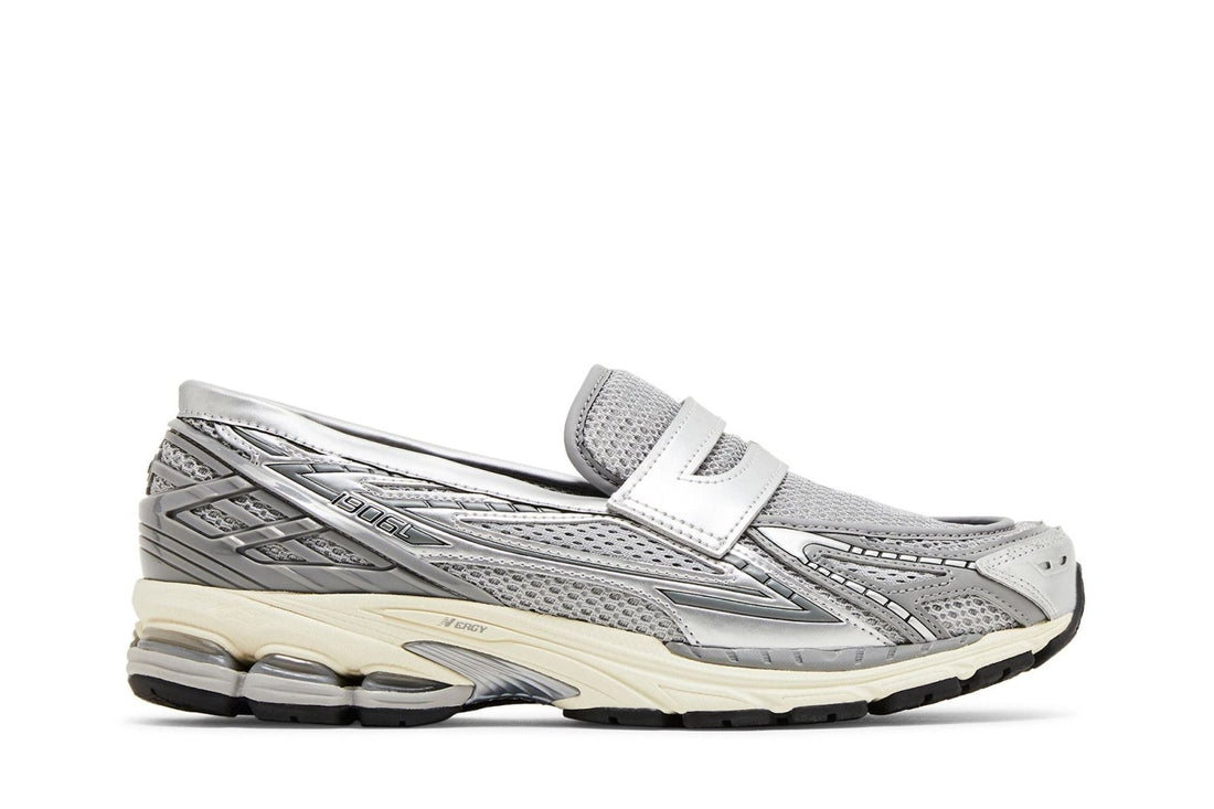 Tênis New Balance 1906L Silver Shadow Grey Mesh Sintético Slip - on Prata - New Balance - u1906lae