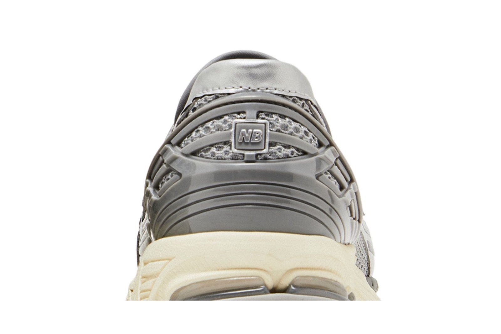 Tênis New Balance 1906L Silver Shadow Grey Mesh Sintético Slip - on Prata - New Balance - u1906lae
