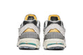 Tênis New Balance 2002R Protection Pack Rain Cloud Suede Mesh Cinza - New Balance - m2002rda