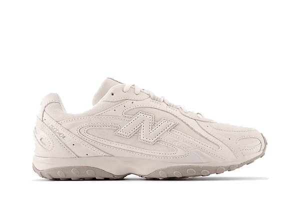 Tênis New Balance 204L Arid Timberwolf Bege por R$ 2.799,99 em até
