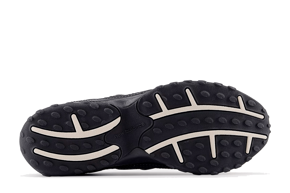 Tênis New Balance 204L Black Timberwolf Preto | LK Sneakers