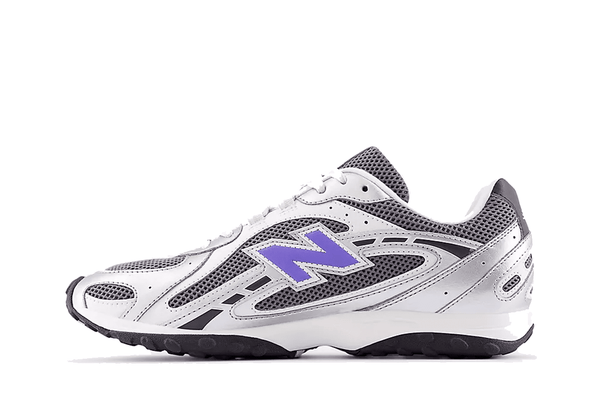 Tênis New Balance 204L Silver Metallic Electric Indigo YKK Prateado