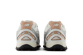 Tênis New Balance 204L Silver Metallic Flat Taupe Prateado - New Balance - U204LSWA - 1