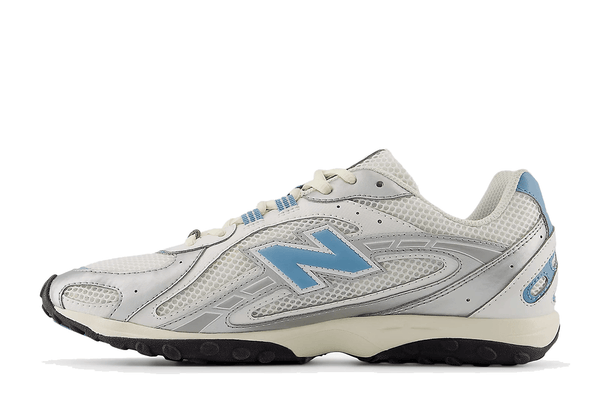 Tênis New Balance 204L Silver Metallic Sky Prateado