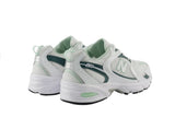 Vista superior do New Balance New Balance 530 White Mint mostrando abertura, lingueta e cadarços
