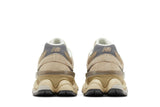 Tenis New Balance 9060 Driftwood Castlerock Marrom - New Balance - U9060EEG