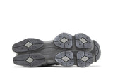 Vista frontal do New Balance New Balance 9060 Magnet mostrando biqueira e costuras