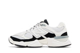 Vista lateral do New Balance New Balance 9060 Reflection Black Suede mostrando design do cabedal e logo da marca