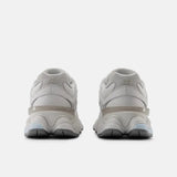 Tênis New Balance 9060 Reflection Raincloud Quarry Blue Bege - New Balance - U9060