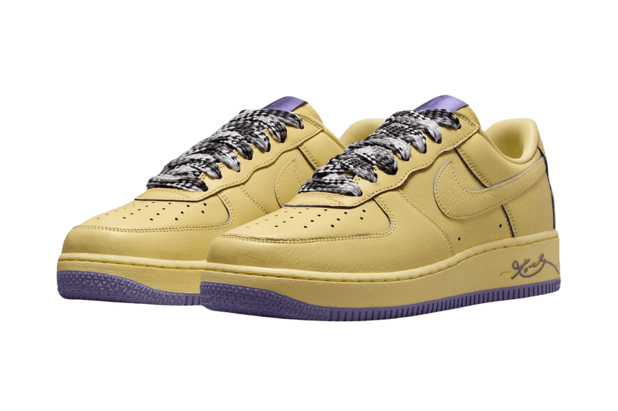 Vista traseira do Nike Nike Air Force 1 Low Protro Kobe Bryant Mamba Mentality mostrando calcanheira e detalhes do solado