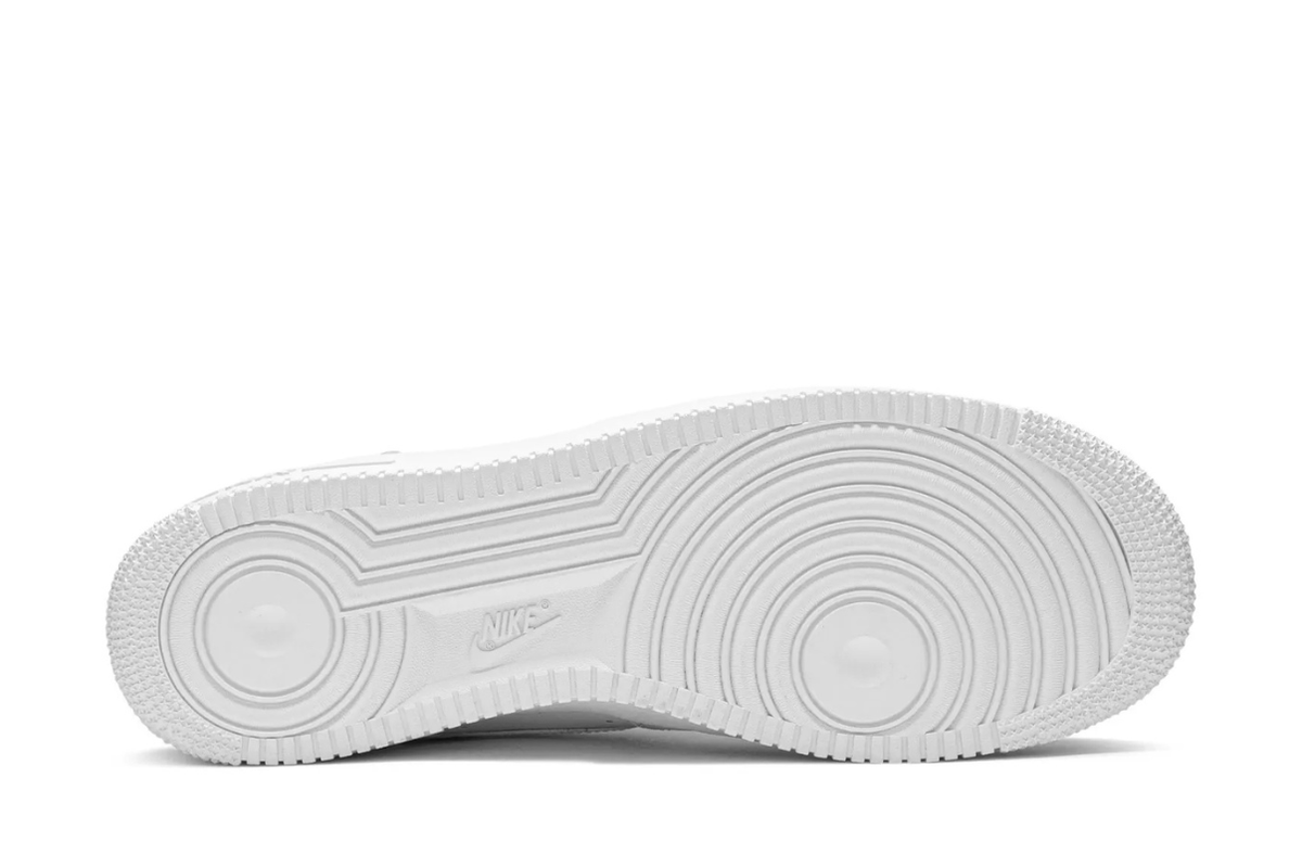 Tênis Nike Air Force 1 Low x Supreme White Branco por R$ 2.999,99 Tênis Nike Air Force 1 Low x Supreme White Branco por R$ 2.999,99