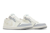 Vista em detalhe do Jordan Nike Air Jordan 1 Low Sail Soft Pearl Sequins mostrando textura do material e acabamento