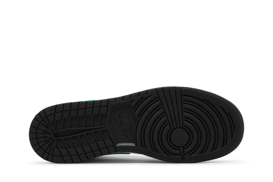 Vista traseira do Jordan Nike Air Jordan 1 Mid Tropical Twist Igloo (GS) mostrando calcanheira e detalhes do solado