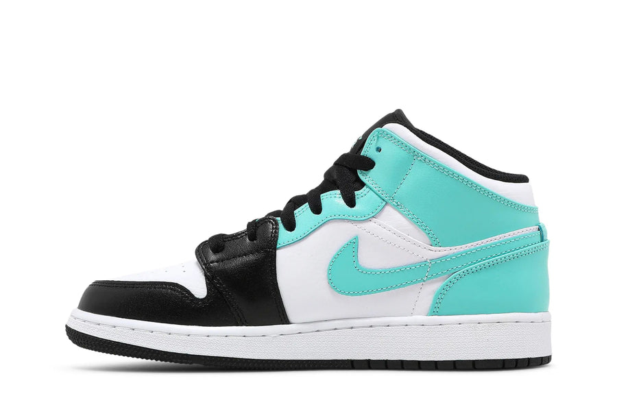 Vista lateral do Jordan Nike Air Jordan 1 Mid Tropical Twist Igloo (GS) mostrando design do cabedal e logo da marca