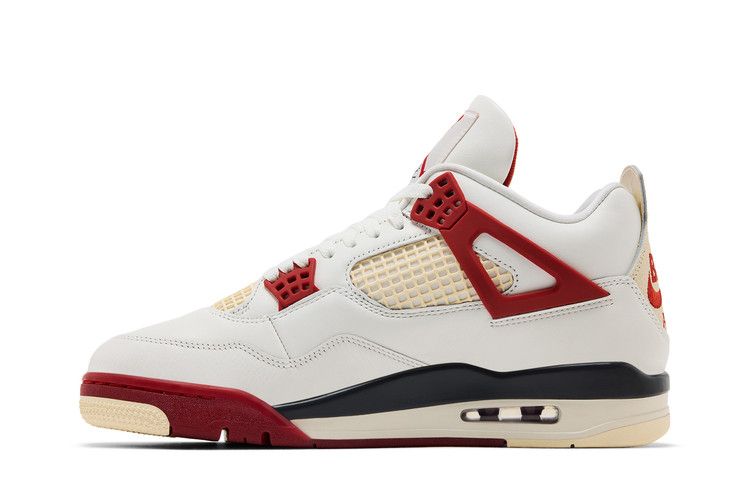 NIKE エアジョーダン4 Brick by Brick\