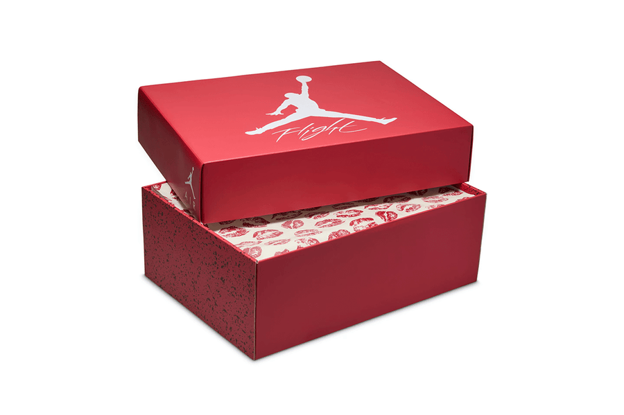 Caixa vermelha do tênis Nike Air Jordan 4 Retro Valentine's Day Sierra Red