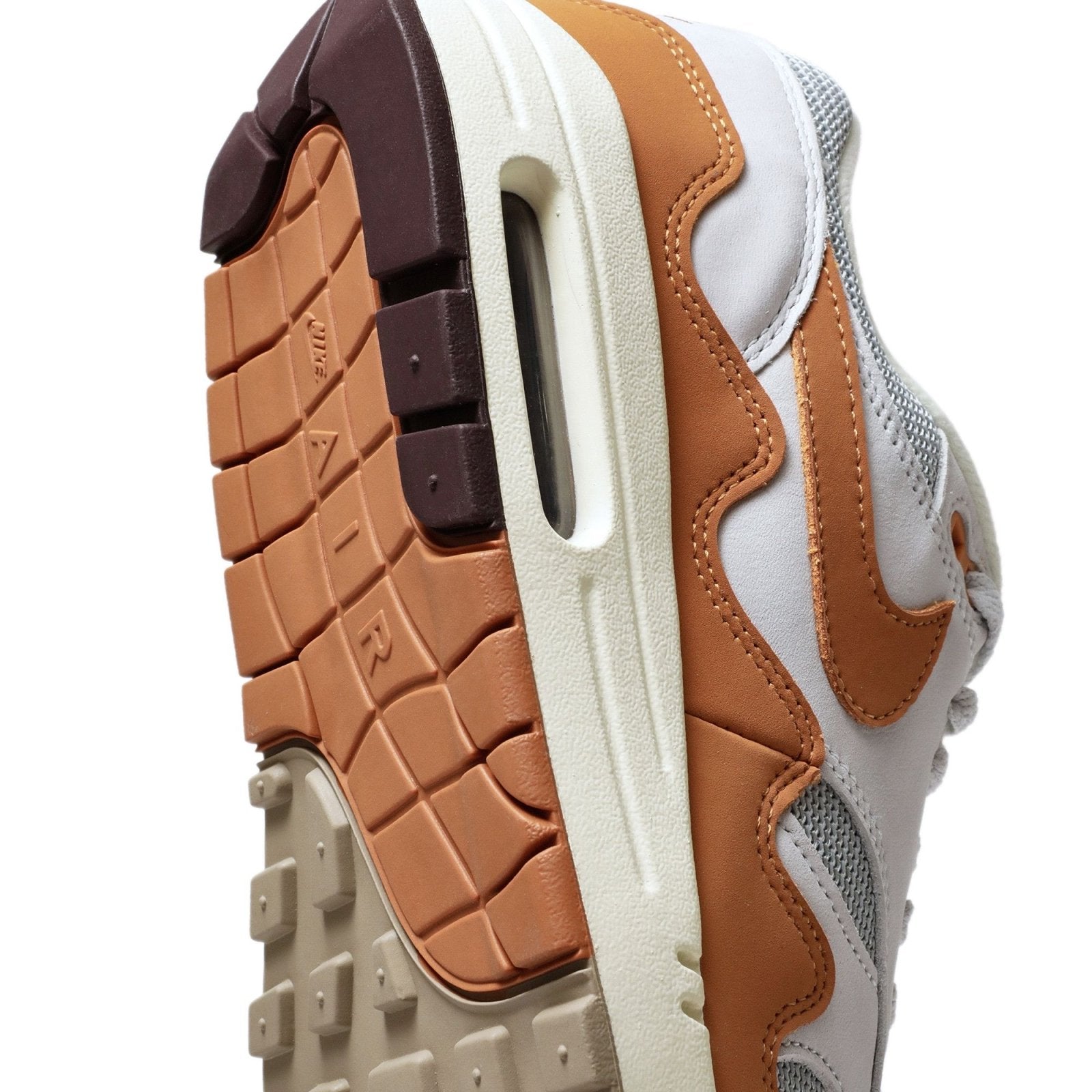Nike Air Max 1 x Patta Monarch Laranja | LK Sneakers