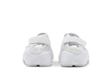 Vista frontal do Nike Nike Air Rift Triple White mostrando biqueira e costuras