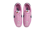 Vista frontal do Nike Nike Cortez Textile Beyond Pink mostrando biqueira e costuras