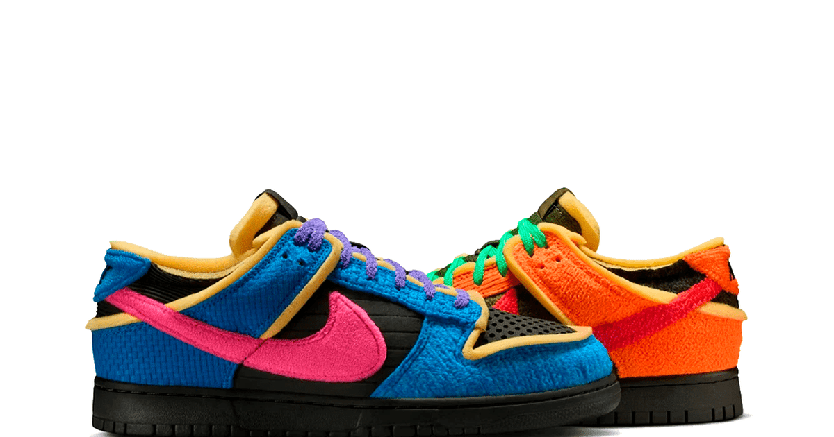 Tênis Nike Dunk Low Cactus Plant Flea Market Swamp Sponge Photo