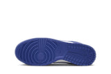 Vista traseira do Nike Nike Dunk Low Concord mostrando calcanheira e detalhes do solado