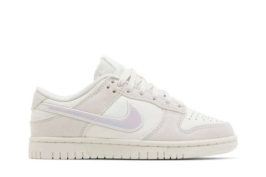 Nike Nike Dunk Low Iridescent Swoosh tênis em bege original na LK Sneakers