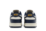 Vista superior do Nike Nike Dunk Low Next Nature Olympic Azul Marinho mostrando abertura, lingueta e cadarços