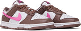 Vista superior do Nike Nike Dunk Low Smokey Mauve mostrando abertura, lingueta e cadarços