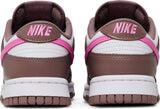 Vista traseira do Nike Nike Dunk Low Smokey Mauve mostrando calcanheira e detalhes do solado