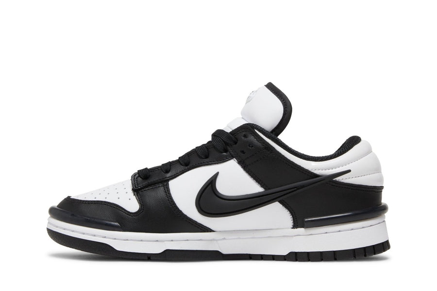 Vista lateral do Nike Nike Dunk Low Twist Panda mostrando design do cabedal e logo da marca