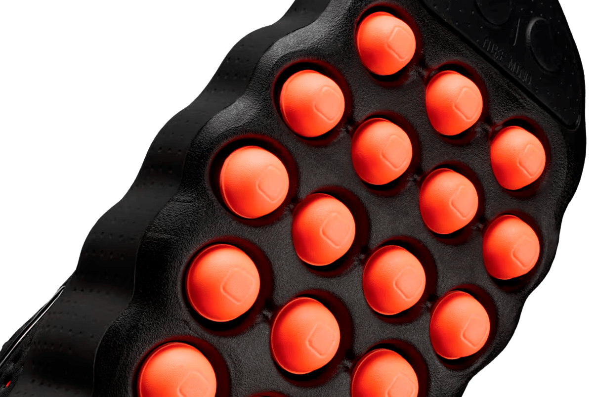 Tênis Nike Mind 002 Black Hyper Crimson Preto