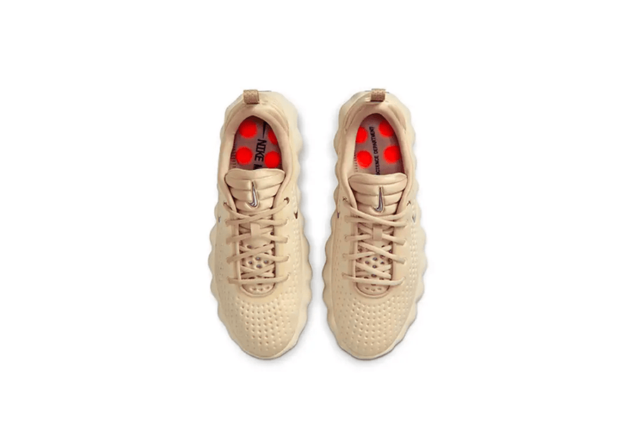 Tênis Nike Mind 002 Light Khaki Bege por R$ 3.199,99 em até 10x Tênis Nike Mind 002 Light Khaki Bege por R$ 3.199,99 em até 10x