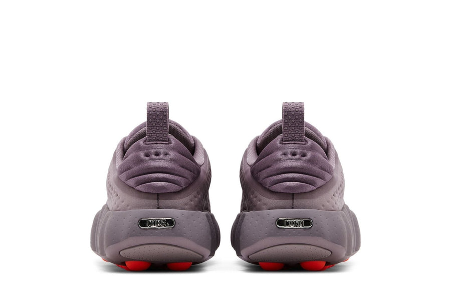Vista superior do Nike Nike Mind 002 Light Violet Ore mostrando abertura, lingueta e cadarços