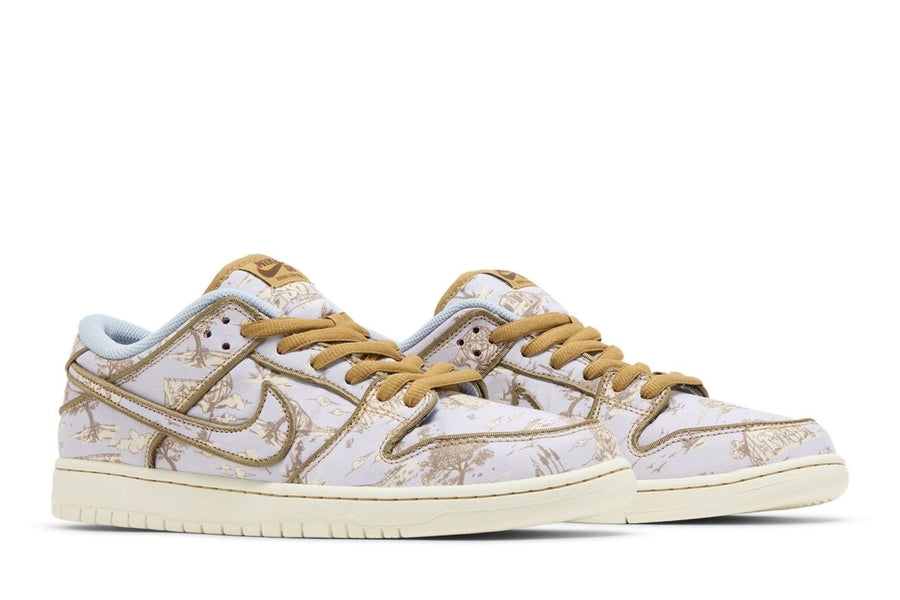 Vista frontal do Nike Nike Sb Dunk Low Premium City Of Style Colorido mostrando biqueira e costuras
