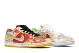 Vista frontal do Nike Nike Sb Dunk Low Street Hawker Colorido mostrando biqueira e costuras