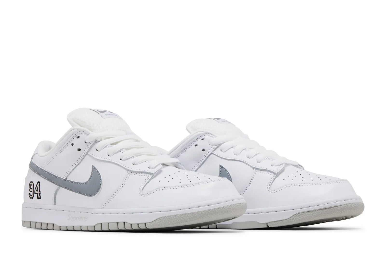 Tênis Nike SB Dunk Low Supreme 94 White Metallic Silver Branco - Nike - HQ8487 - 100 - 1