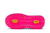 Vista lateral do Nike Nike Vomero Premium Hyper Pink mostrando design do cabedal e logo da marca