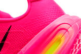 Vista na caixa do Nike Nike Vomero Premium Hyper Pink mostrando embalagem original da marca