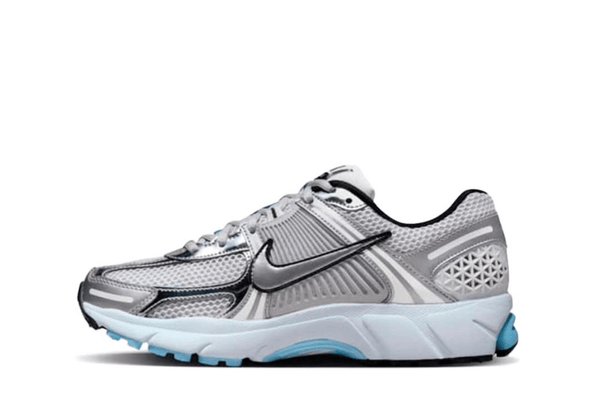 Tênis Nike Zoom Vomero 5 Metallic Silver & Blue Tint Prateado/Azul
