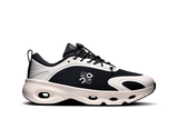 Tênis On Running Cloudsolo Loewe Black Eggshell Preto tênis em preto original na LK Sneakers