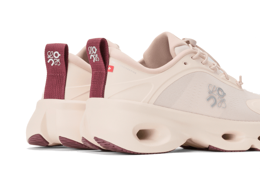 Tênis On Running Cloudsolo Loewe Sand Burgundy Bege