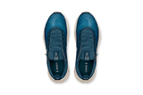 Vista traseira do On Running x Loewe On Running Cloudtilt Loewe Denim Blue mostrando calcanheira e detalhes do solado