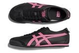 Vista traseira do Onitsuka Tiger Onitsuka Tiger Mexico 66 Black/Dragon Fruit mostrando calcanheira e detalhes do solado