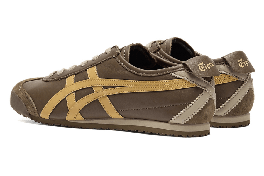 Vista do solado do Onitsuka Tiger Onitsuka Tiger Mexico 66 Clay Canyon/Paper Bag mostrando padrão de tração e tecnologia de amortecimento