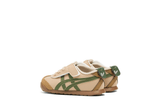 Vista superior do Onitsuka Tiger Onitsuka Tiger Mexico 66 Kids Beige/Green mostrando abertura, lingueta e cadarços