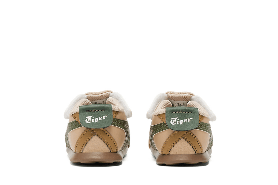Vista frontal do Onitsuka Tiger Onitsuka Tiger Mexico 66 Kids Beige/Green mostrando biqueira e costuras
