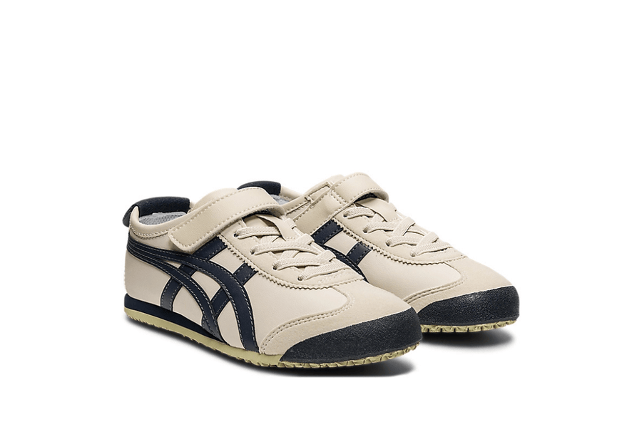 Vista traseira do Onitsuka Tiger Onitsuka Tiger Mexico 66 Kids Birch/Indian INK mostrando calcanheira e detalhes do solado
