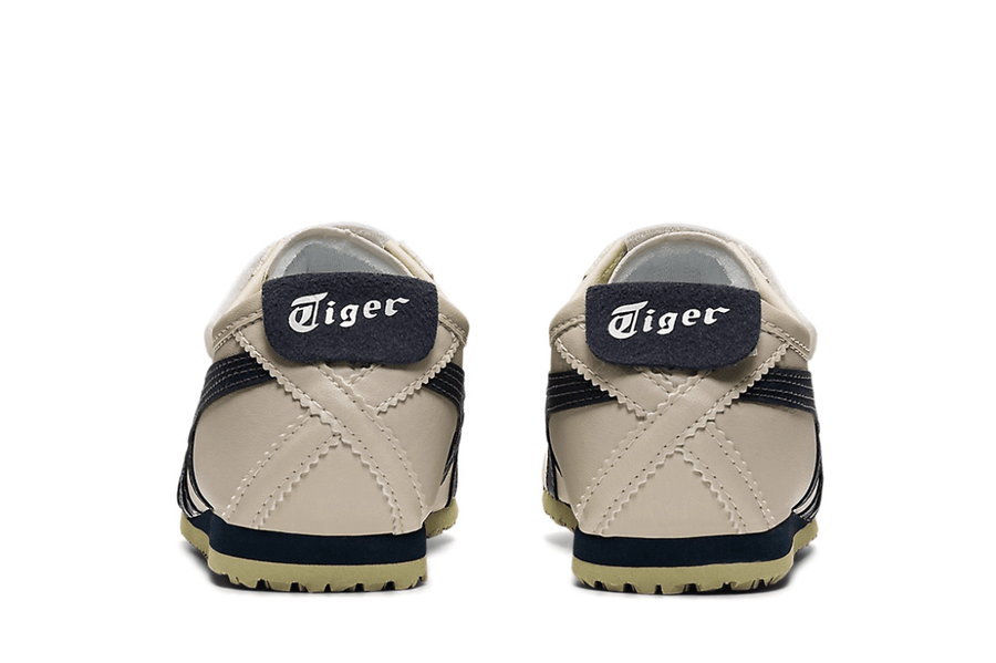 Vista na caixa do Onitsuka Tiger Onitsuka Tiger Mexico 66 Kids Birch/Indian INK mostrando embalagem original da marca