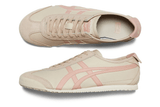 Vista em detalhe do Onitsuka Tiger Onitsuka Tiger Mexico 66 Oatmeal Ginger Peach mostrando textura do material e acabamento